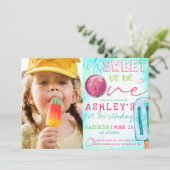 アイスクリームパーティー最初の誕生日写真 招待状 (スタンド正面)