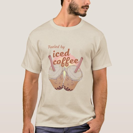 アイスコーヒーで駆動。アイスコーヒー愛好家のギフト Tシャツ (正面)