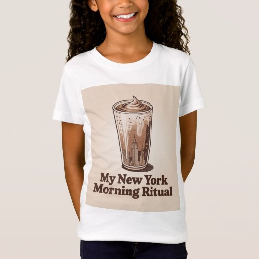 アイスコーヒーとニューヨークの都会の混沌 Tシャツ (正面)