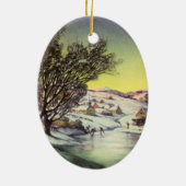 アイススケーター凍ってい付きの湖ヴィンテージクリスマス セラミックオーナメント (裏面)