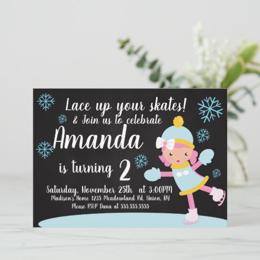 アイススケートで滑るガールズ誕生日ブルースノーフレークパーティー 招待状 (スタンド正面)