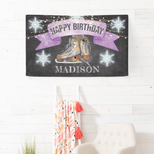 アイススケートで滑るガール誕生日 パーソナライズされた 横断幕 (インサイチュ)