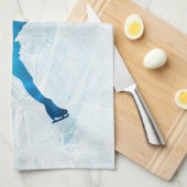 アイススケートで滑るタオル-青い星 キッチンタオル (四つ折り)