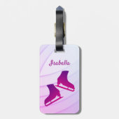 アイススケートで滑るラゲッジタグ姿スケートは紫ピンク ラゲッジタグ (裏面縦)