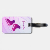 アイススケートで滑るラゲッジタグ姿スケートは紫ピンク ラゲッジタグ (裏面横)