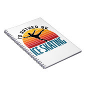 アイススケートで滑る姿 ノートブック (右側)