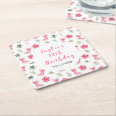 アイススケートで滑る誕生日パーティーピンク スクエアペーパーコースター (アングル)