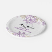 アイススケートで滑る誕生日パープル&金ゴールドスノーフレーク ペーパープレート (アングル)