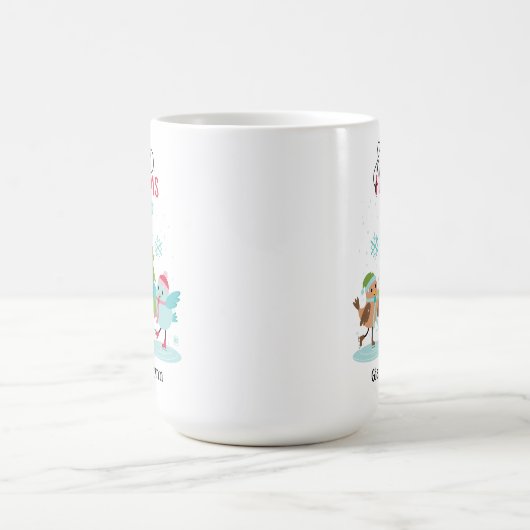 アイススケートで滑る鳥のパーソナライズされたクリスマス コーヒーマグカップ (中央)