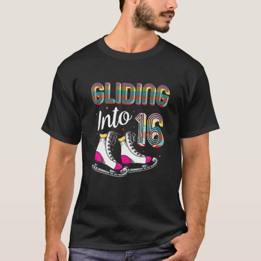 アイススケートで滑る16th誕生日姿スケート – Gliding I Tシャツ (正面)