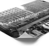 アイススケートで滑るNYCロックフェラーセンターブラック&ホワイト ポスター (角)