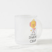 アイススケートのひよこによって曇らされるマグ フロストグラスマグカップ (正面右)