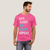 アイススケートを繰り返す Eat Sleep Ice Skate Repeat アイススケート s Tシャツ (正面フル)