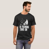 アイスフィッシングの時間です Tシャツ (正面フル)