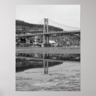 アイスブリッジタワー反射 ポスター