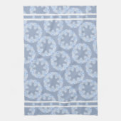 アイスブルーのスノーフレーク キッチンタオル (縦)