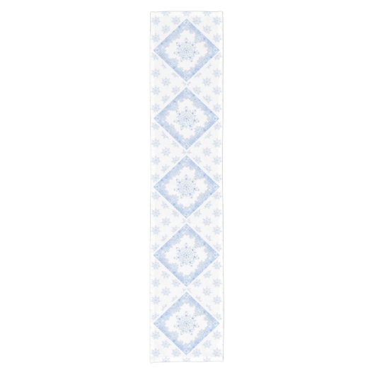 アイスブルーのスノーフレーク ショートテーブルランナー (正面)