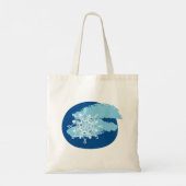 アイスブルーの雪の結晶の抽象的な冬の円形 トートバッグ (裏面)