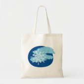 アイスブルーの雪の結晶の抽象的な冬の円形 トートバッグ (正面)