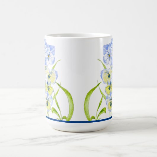アイスブルークラシックパンジーのマグカップ（15オンス） コーヒーマグカップ (中央)