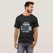 アイスホッケーおばあちゃんGrの孫だ Tシャツ (正面フル)