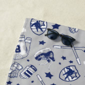 アイスホッケーのギアの灰色海軍白い輪郭のプリント ビーチタオル (インサイチュ)