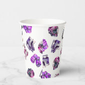 アイスホッケーアイススケートで滑るガールズピンクパープル誕生日 紙コップ (右)