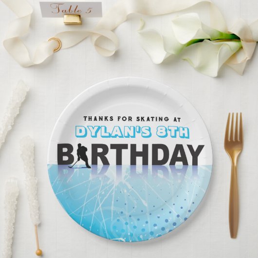 アイスホッケースケートで滑る誕生日パーティードコール ペーパープレート (ウェディング)