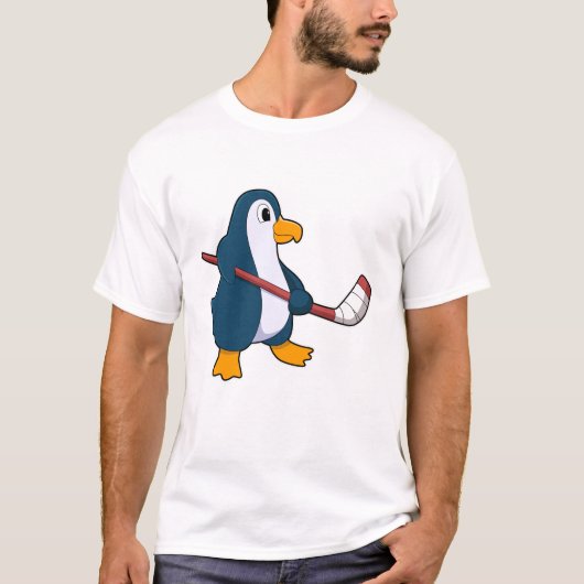 アイスホッケースティックとアイスホッケーのペンギン Tシャツ (正面)