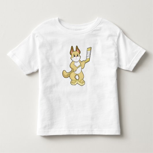 アイスホッケースティックとアイスホッケーの猫 トドラーTシャツ (正面)