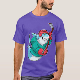 アイスホッケースティックヘルメットを装着したアイスホッケーで Tシャツ