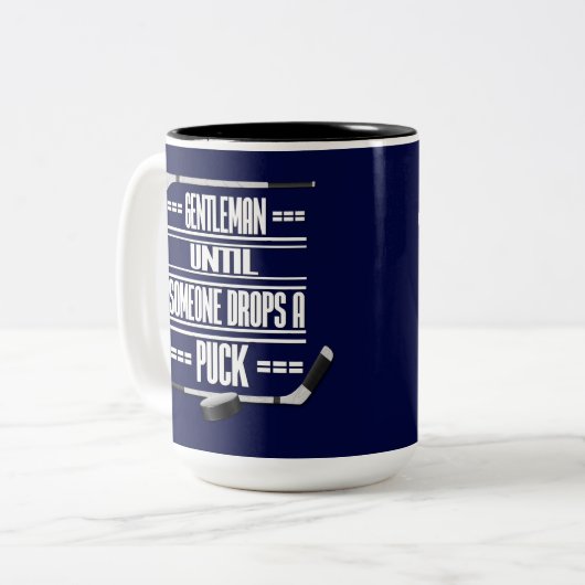アイスホッケーユーモアネイビーブルー紳士 ツートーンマグカップ (正面左)