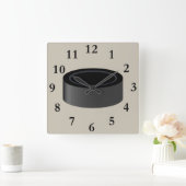 アイスホッケー用パックの時計 スクエア壁時計 (ホーム)