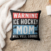 アイスホッケー警告の母は大声で叫ぶ クッション (ブランケット)
