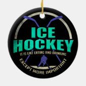 アイスホッケー食べ物のスポーツと飲みおもしろいスポーツ セラミックオーナメント (裏面)