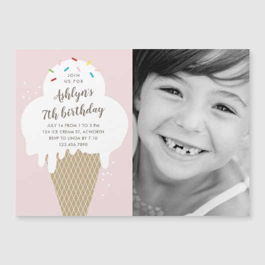 アイスモダンクリームコーン子供の誕生日招待状 (正面)