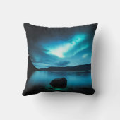 アイスランドのオーロラ – Northern Lights at Westfjords, Icela クッション (裏面)