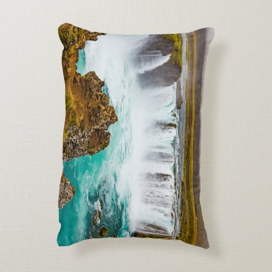 アイスランドのゴダフスの滝 アクセントクッション (裏面(縦))