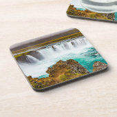 アイスランドのゴダフスの滝 コースター (左側)