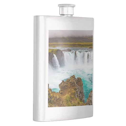 アイスランドのゴダフスの滝 フラスク (右)