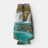 アイスランドのゴダフスの滝 ボトルクーラー (裏面)