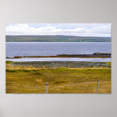 アイスランドのフィヨルドで羊を分類するサンゴ ポスター (正面)