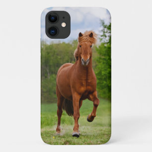 アイスランドのポニーアットアテルトおもしろいフォト馬好き iPhone 11 ケース