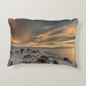 アイスランドのミバトン湖の夕日 アクセントクッション (裏面)