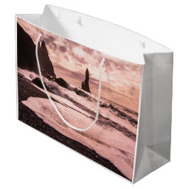 アイスランドのレイニスファラブラックサンドビーチに夕日 ラージペーパーバッグ