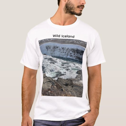 アイスランドの滝の自然写真Tシャツ Tシャツ (正面)