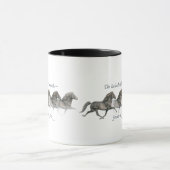 アイスランドの馬は絹の~のマグ滑らかに乗ります マグカップ (中央)