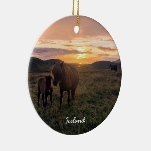 アイスランドの馬- セラミックオーナメント (右)