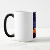 アイスランドの「星の下」ヴィンテージ旅行ポスター モーフィングマグカップ (左)