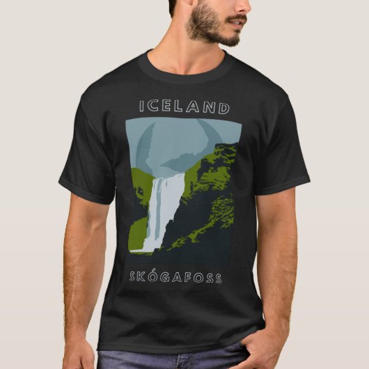 アイスランドスコガフォスウォーターフォールトラベル Tシャツ (正面)